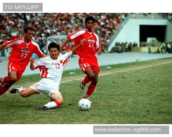 2018新赛季新疆队对阵广州队精彩对决回顾与分析 2018新赛季新疆队对阵广州队精彩对决回顾与分析