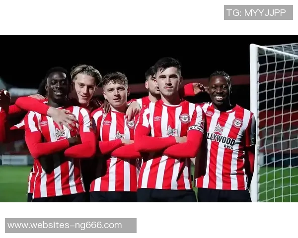 富勒姆与布伦特的对决因故推迟球迷期待新赛季精彩较量