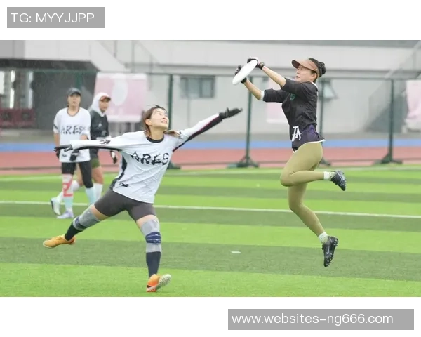 广州飞盘队反击战术解析与飞盘运动的未来发展探讨